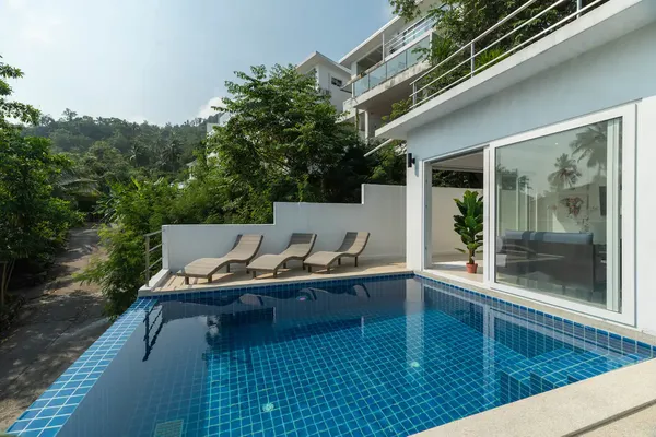 Modern 3 bedroom villa in chaweng